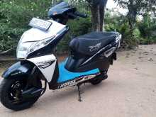 Honda Dio 2017 Motorbike