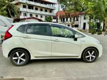 https://riyasewana.com/uploads/honda-honda-fit-11164432484.jpg