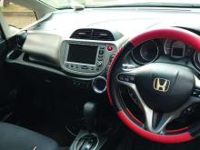 https://riyasewana.com/uploads/honda-honda-fit-14750136775.jpg