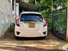 https://riyasewana.com/uploads/honda-honda-fit-18175040434.jpg