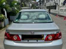 https://riyasewana.com/uploads/honda-honda-fit-2006-1718233812392.jpg