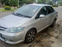https://riyasewana.com/uploads/honda-honda-fit-2008-2220490912362.jpg