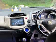 https://riyasewana.com/uploads/honda-honda-fit-2010-165545912444.jpg