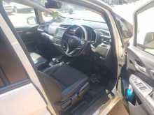 https://riyasewana.com/uploads/honda-honda-fit-2013-148480712293.jpg