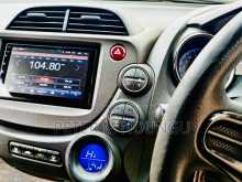 https://riyasewana.com/uploads/honda-honda-fit-2013-811340912843.jpg