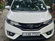 Honda Fit GP5 S 2014 Car