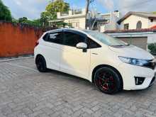 https://riyasewana.com/uploads/honda-honda-fit-2017-2317453612393.jpg