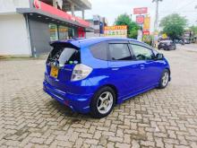 https://riyasewana.com/uploads/honda-honda-fit-281025406175.jpg