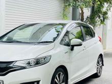 https://riyasewana.com/uploads/honda-honda-fit-38320524551.jpg