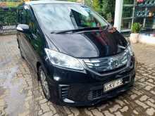 https://riyasewana.com/uploads/honda-honda-freed-2011-2410045812753.jpg