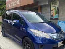 Honda Freed 2014 SUV