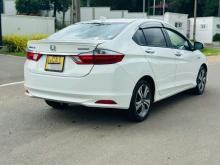 https://riyasewana.com/uploads/honda-honda-grace-111002536544.jpg