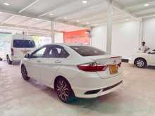 https://riyasewana.com/uploads/honda-honda-grace-151013104833.jpg