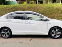 Honda GRACE EX 2016 Car