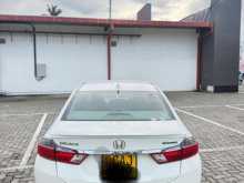 https://riyasewana.com/uploads/honda-honda-grace-18130650292.jpg