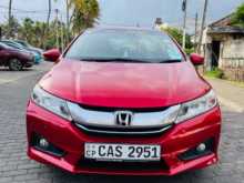 Honda Grace 2016 Car