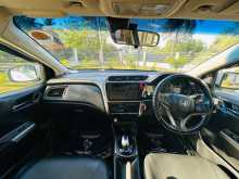 https://riyasewana.com/uploads/honda-honda-grace-2017-721590112723.jpg