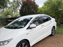 Honda GRACE 2015 Car