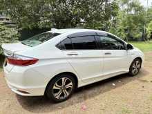 Honda GRACE 2015 Car