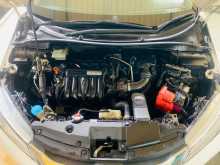 https://riyasewana.com/uploads/honda-honda-grace-320325636.jpg