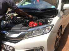 https://riyasewana.com/uploads/honda-honda-grase-2140243423.jpg
