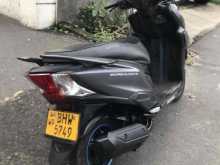 https://riyasewana.com/uploads/honda-honda-grazia-2010462622232.jpg