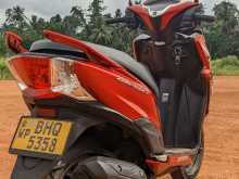 https://riyasewana.com/uploads/honda-honda-grazia-30947214383.jpg