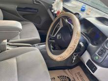 https://riyasewana.com/uploads/honda-honda-insight-78530524261.jpg