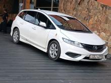 Honda Jade Shuttle 2015 Car
