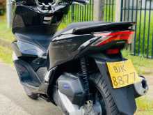 https://riyasewana.com/uploads/honda-honda-pcx-1010312613032.jpg
