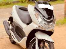 Honda PCX 2010 Motorbike