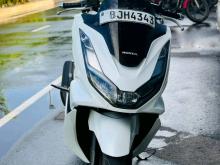 Honda PCX 125CC Japan 2024 Motorbike