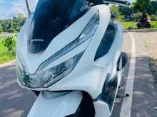 https://riyasewana.com/uploads/honda-honda-pcx-1510461022263.jpg