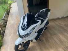 Honda PCX 2023 Motorbike