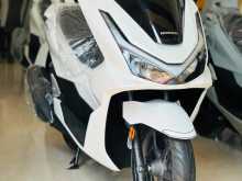 Honda PCX 125CC JAPAN 2026 Motorbike