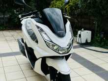 Honda PCX 125 2024 Motorbike