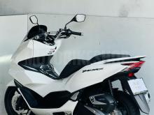 https://riyasewana.com/uploads/honda-honda-pcx-2215503719585.jpg