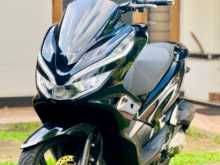 https://riyasewana.com/uploads/honda-honda-pcx-2713112413324.jpg