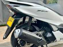 https://riyasewana.com/uploads/honda-honda-pcx-2715061822082.jpg