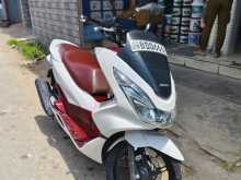 Honda Pcx 2016 Motorbike