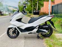 https://riyasewana.com/uploads/honda-honda-pcx-38450413462.jpg