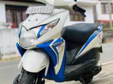 Honda SCV 110 2014 Motorbike