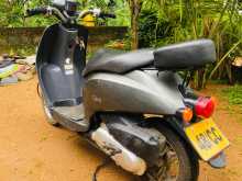 https://riyasewana.com/uploads/honda-honda-today-1315134013033.jpg
