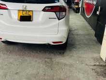 https://riyasewana.com/uploads/honda-honda-vezel-123030022682.jpg