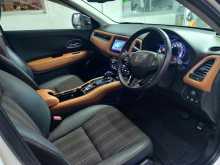 https://riyasewana.com/uploads/honda-honda-vezel-123030022703.jpg