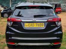 https://riyasewana.com/uploads/honda-honda-vezel-142113544463.jpg