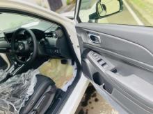 https://riyasewana.com/uploads/honda-honda-vezel-151143016256.jpg