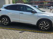 https://riyasewana.com/uploads/honda-honda-vezel-19140727973.jpg