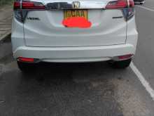 https://riyasewana.com/uploads/honda-honda-vezel-2014-2017095712692.jpg