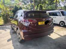 https://riyasewana.com/uploads/honda-honda-vezel-2014-79382712933.jpg